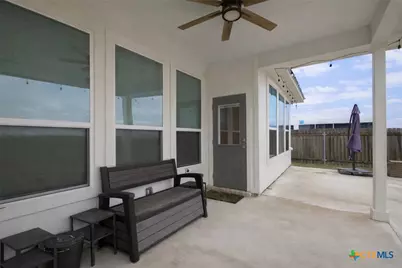 403 Brushy Creek, Victoria, TX 77904 - Photo 5