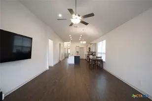 403 Brushy Creek, Victoria, TX 77904 - Photo 21