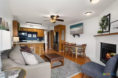 500 N Market Avenue #319 D, New Braunfels, TX 78130 - Photo 3