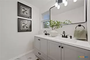 1418 N Wall St, Belton, TX 76513 - Photo 17