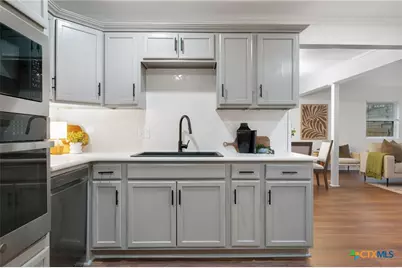 1418 N Wall Street, Belton, TX 76513 - Photo 7