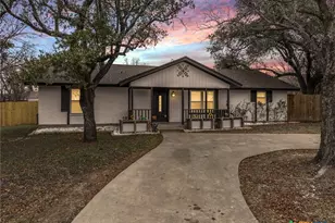 104 Jerry St, Gatesville, TX 76528 - Photo 1