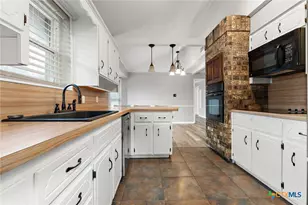 104 Jerry St, Gatesville, TX 76528 - Photo 5