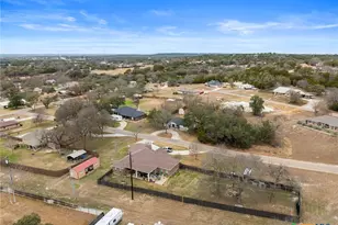 104 Jerry St, Gatesville, TX 76528 - Photo 25