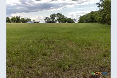 7805 Barbarossa Road, New Braunfels, TX 78130 - Photo 11