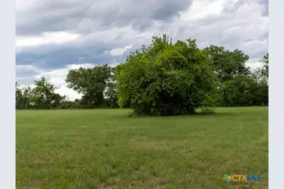 7805 Barbarossa Road, New Braunfels, TX 78130 - Photo 9