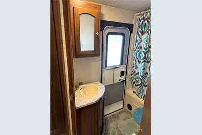 1007 Live Oak Drive, Canyon Lake, TX 78133 - Photo 17