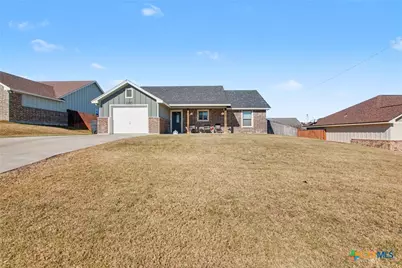 1135 Limestone Drive, Lampasas, TX 76550 - Photo 5