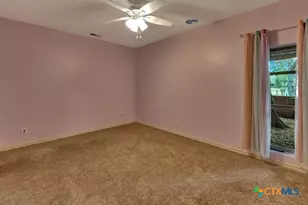 402 Sunset Dr, Edna, TX 77957 - Photo 35