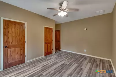 402 Sunset Drive, Edna, TX 77957 - Photo 31