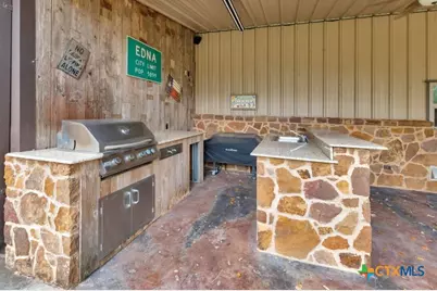 402 Sunset Drive, Edna, TX 77957 - Photo 43