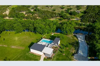 831 Wade Road, New Braunfels, TX 78132 - Photo 17