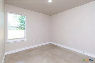 806 White Meadow Drive #B, Harker Heights, TX 76548 - Photo 7