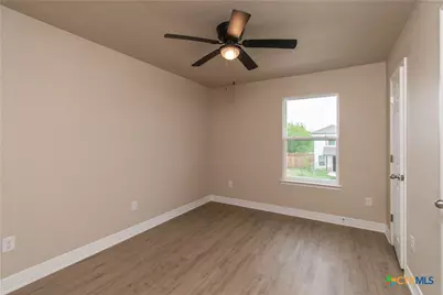 806 White Meadow Drive #B, Harker Heights, TX 76548 - Photo 9