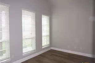 5737 Redfish Ct, Belton, TX 76513 - Photo 5