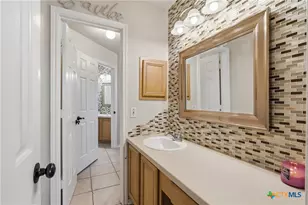 260 Wentworth, Spring Branch, TX 78070 - Photo 23