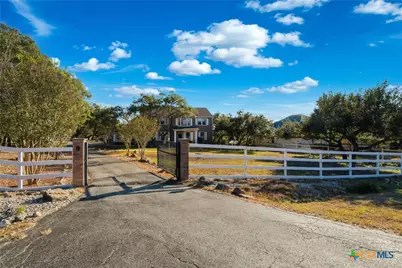 260 Wentworth, Spring Branch, TX 78070 - Photo 1