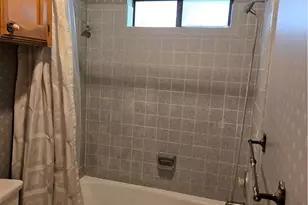 241 Galvin Dr, Seguin, TX 78155 - Photo 7