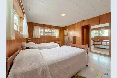 937 Hillcrest Forest, Canyon Lake, TX 78133 - Photo 35