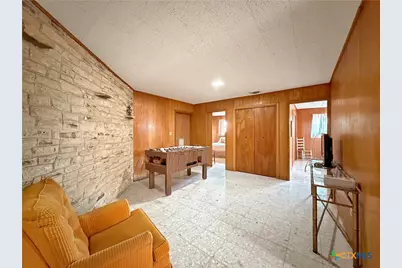 937 Hillcrest Forest, Canyon Lake, TX 78133 - Photo 27