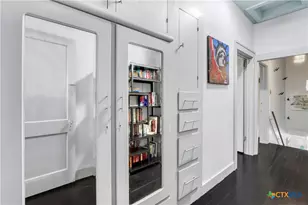 503 S Austin St, Seguin, TX 78155 - Photo 27