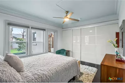 503 S Austin Street, Seguin, TX 78155 - Photo 21