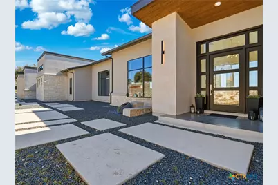 1454 Via Principale, New Braunfels, TX 78132 - Photo 3