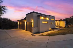 1454 Via Principale, New Braunfels, TX 78132 - Photo 3