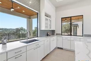 1454 Via Principale, New Braunfels, TX 78132 - Photo 19