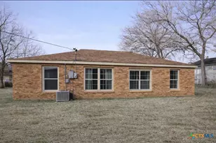 118 N 26th St, Gatesville, TX 76528 - Photo 3