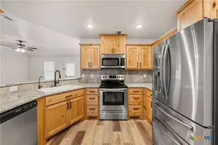 2668 Belle Hubbard Trl, Belton, TX 76513 - Photo 5