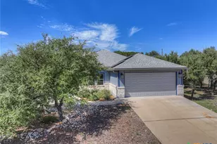 381 Monarch, Canyon Lake, TX 78133 - Photo 3