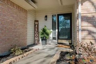 204 Spur Dr, Victoria, TX 77904 - Photo 5