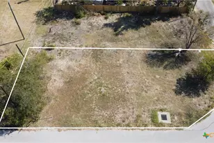 1018 W 1st St, Taylor, TX 76574 - Photo 1