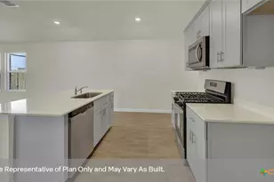 160 Raymondville Path, San Marcos, TX 78666 - Photo 11