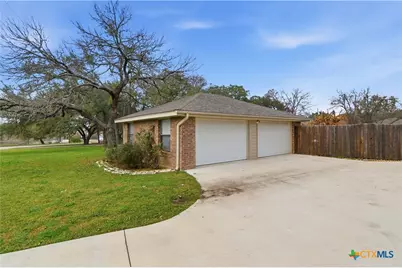 202 Wedgewood, Seguin, TX 78155 - Photo 39