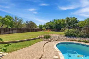 202 Wedgewood, Seguin, TX 78155 - Photo 41