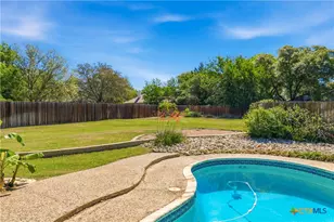 202 Wedgewood, Seguin, TX 78155 - Photo 39