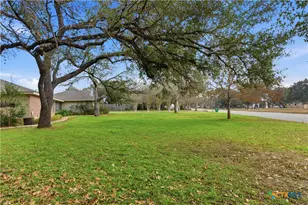 202 Wedgewood, Seguin, TX 78155 - Photo 41