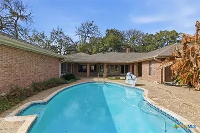 202 Wedgewood, Seguin, TX 78155 - Photo 37