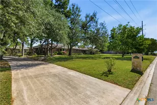 202 Wedgewood, Seguin, TX 78155 - Photo 35