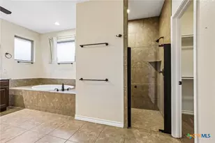 105 Windcliff Way, New Braunfels, TX 78132 - Photo 25