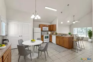 119 Weatherby Dr, Spring Branch, TX 78070 - Photo 9