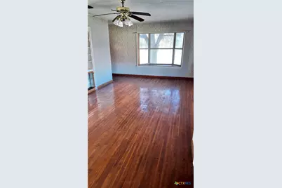 142 W 4th St., Yorktown, TX 78164 - Photo 13