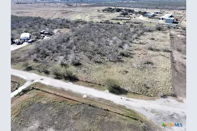 219 Nopal, Beeville, TX 78102 - Photo 5