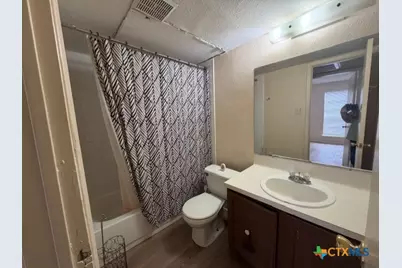 903 S Magnolia Avenue #9, Luling, TX 78648 - Photo 13