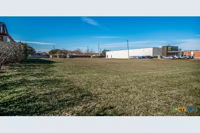 1327 W Austin Street, Port Lavaca, TX 77979 - Photo 9