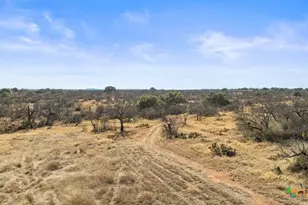 6304 Co Rd 110, Llano, TX 78643 - Photo 23