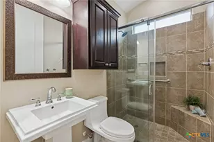 2194 Ranch Loop Dr, New Braunfels, TX 78132 - Photo 31