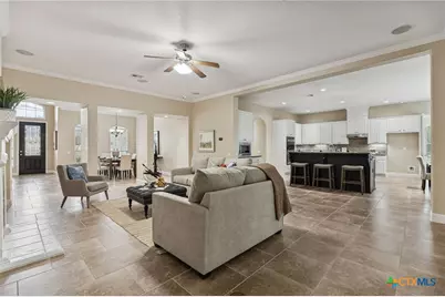 2194 Ranch Loop Drive, New Braunfels, TX 78132 - Photo 9